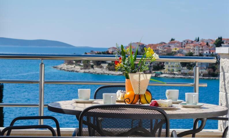 Villa Marta Apartmani Trogir Dış mekan fotoğraf